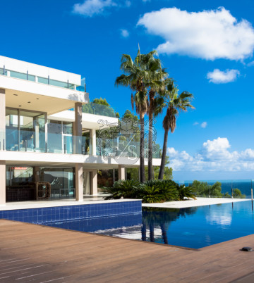 Villa de lujo en la bahía de San Vicente con una vista impresionante